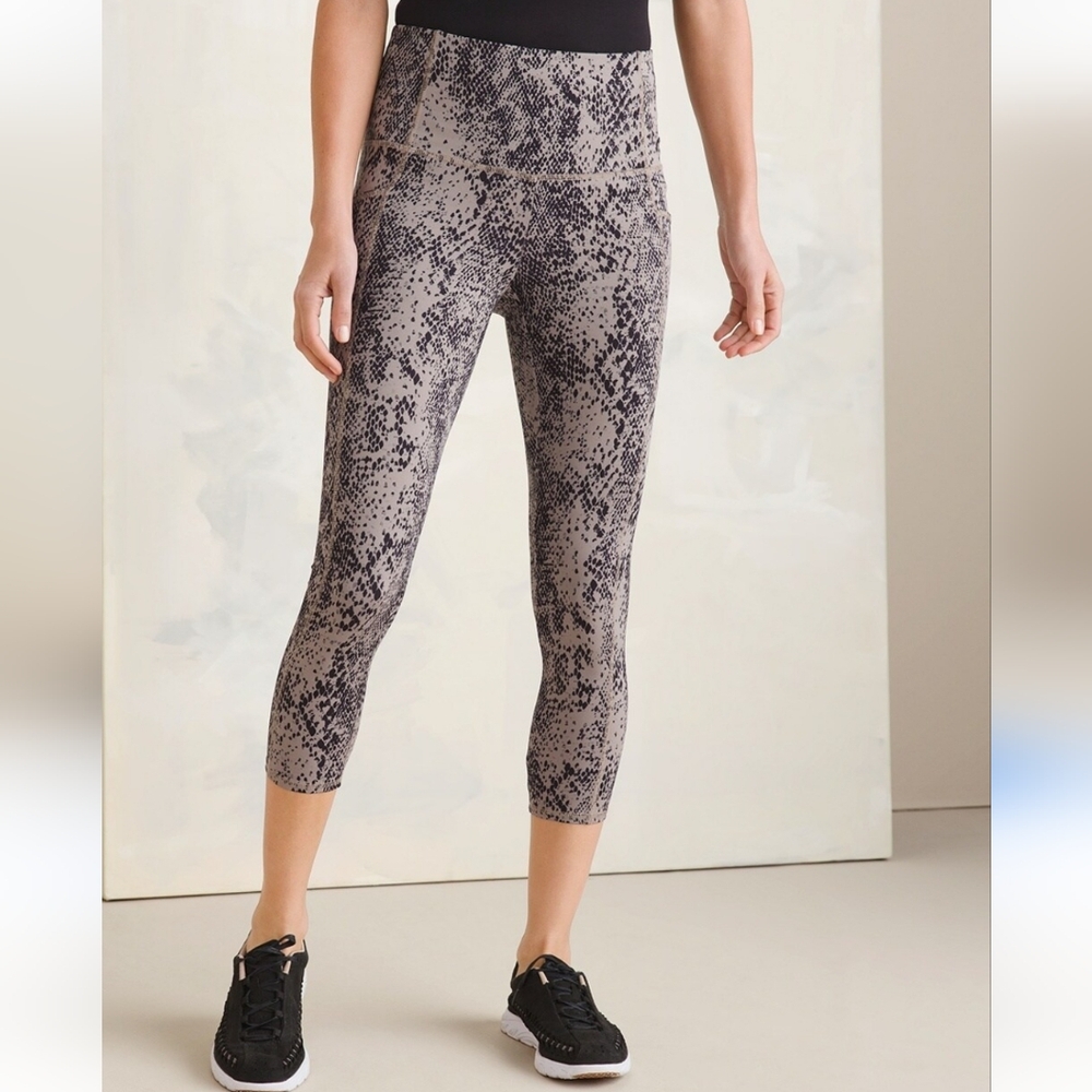 Chico's 12-14 Zenergy So Slimming Snake-Print Crop Pocket Leggings U-2451